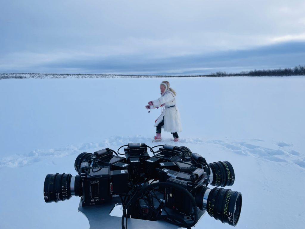 Behind the ÁRRAN 360° scenes: director Elle Márjá Eira working on their 360° film Eallu girdnu – Reindeer Corral. 